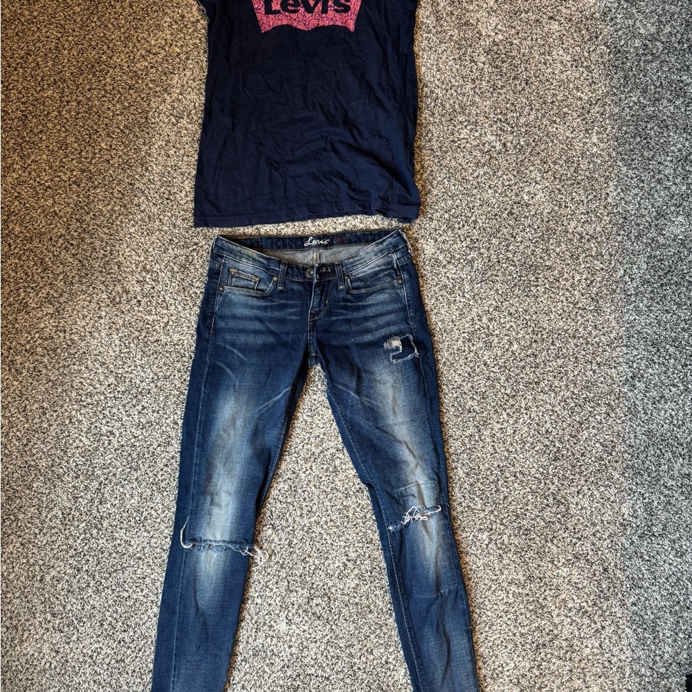 Levi's Women's Distressed Skinny Jeans and Top XXS